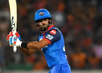 Rajkotupdates.News : Akash Chopra Says Shreyas Iyer Could Be A Captain For Kkr Or Rcb